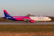Wizz Air Airbus A321-271NX (D-AVXQ) at  Hamburg - Finkenwerder, Germany