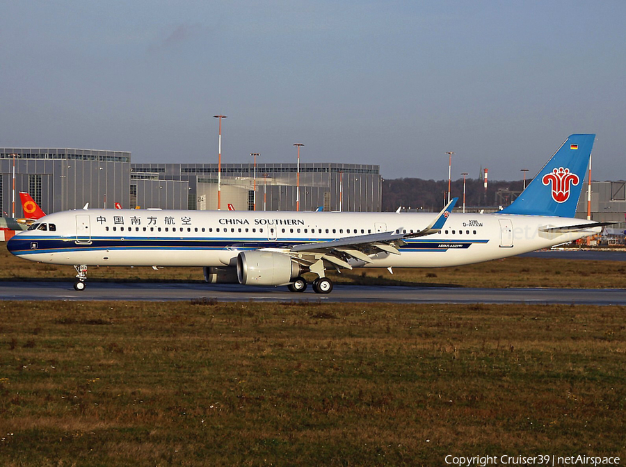 China Southern Airlines Airbus A321-253NX (D-AVXW) | Photo 431942