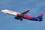 Wizz Air UK Airbus A321-231 (D-AVXW) at  Hamburg - Fuhlsbuettel (Helmut Schmidt), Germany