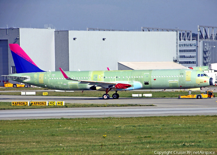 Wizz Air UK Airbus A321-231 (D-AVXW) | Photo 316662