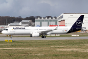 Lufthansa Airbus A321-271NX (D-AVXZ) at  Hamburg - Finkenwerder, Germany