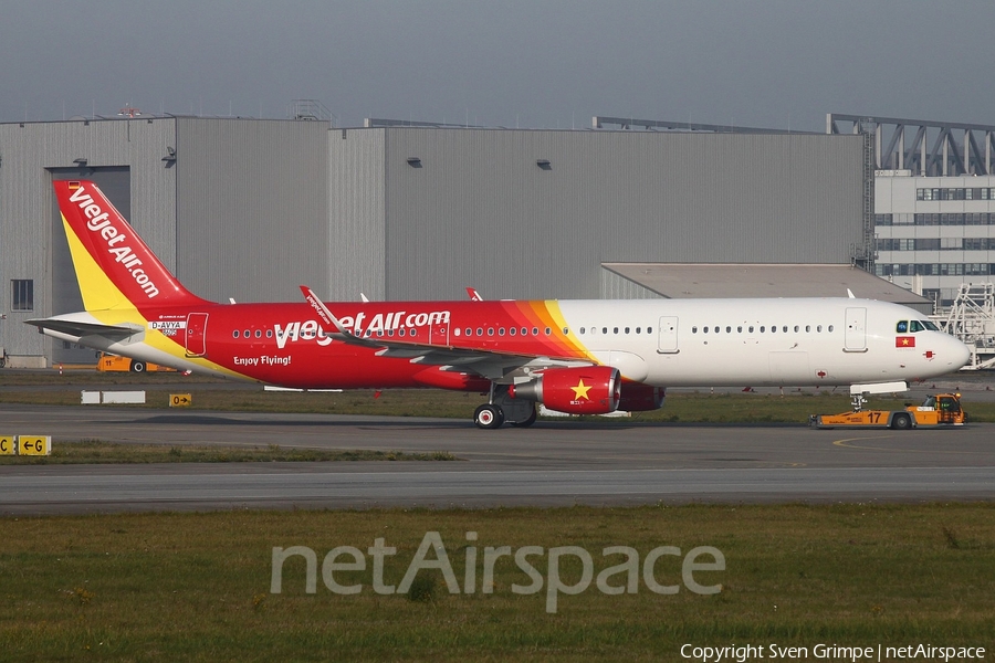 VietJet Air Airbus A321-211 (D-AVYA) | Photo 277404