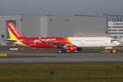 VietJet Air Airbus A321-211 (D-AVYA) at  Hamburg - Finkenwerder, Germany