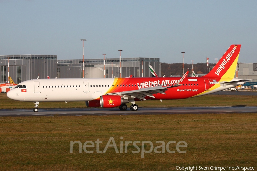 VietJet Air Airbus A321-211 (D-AVYA) | Photo 283157