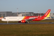 VietJet Air Airbus A321-211 (D-AVYA) at  Hamburg - Finkenwerder, Germany