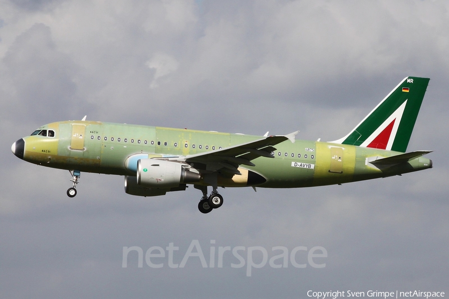 Alitalia Airbus A319-111 (D-AVYB) | Photo 12092