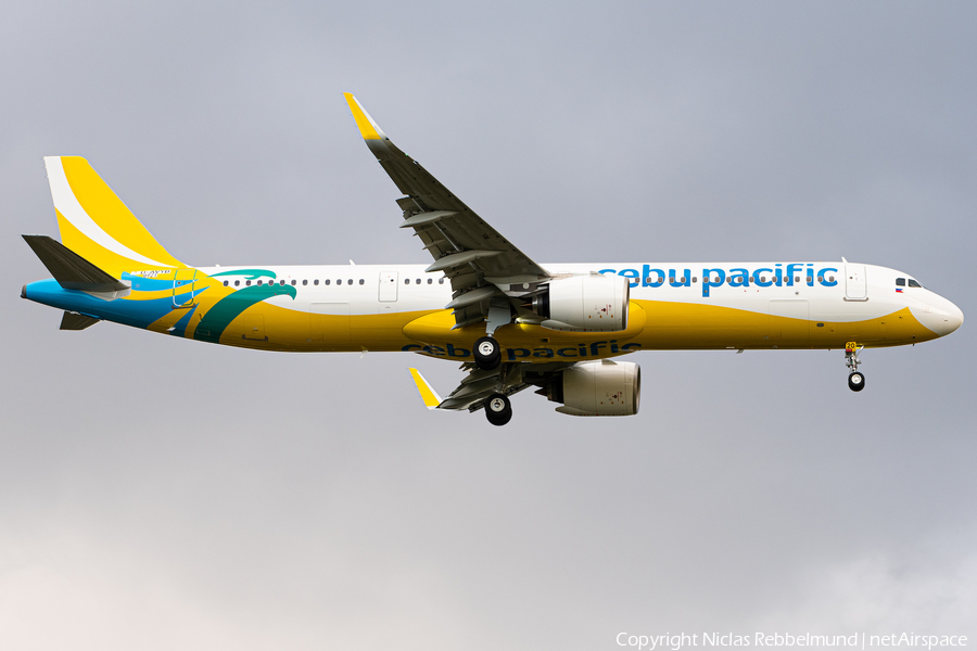 Cebu Pacific Airbus A321-271NX (D-AVYB) | Photo 348194