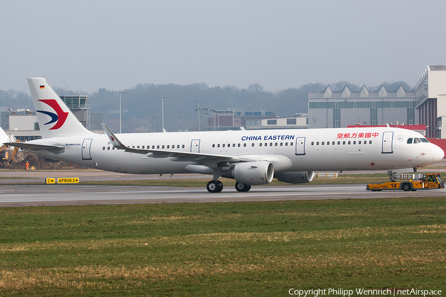 China Eastern Airlines Airbus A321-231 (D-AVYB) | Photo 152857