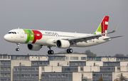 TAP Air Portugal Airbus A321-251NX (D-AVYE) at  Hamburg - Finkenwerder, Germany