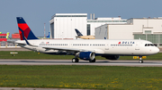 Delta Air Lines Airbus A321-211 (D-AVYI) at  Hamburg - Finkenwerder, Germany