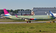 Centrum Air Airbus A321-271NX (D-AVYJ) at  Hamburg - Finkenwerder, Germany