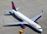 Delta Air Lines Airbus A321-211 (D-AVYK) at  Hamburg - Finkenwerder, Germany