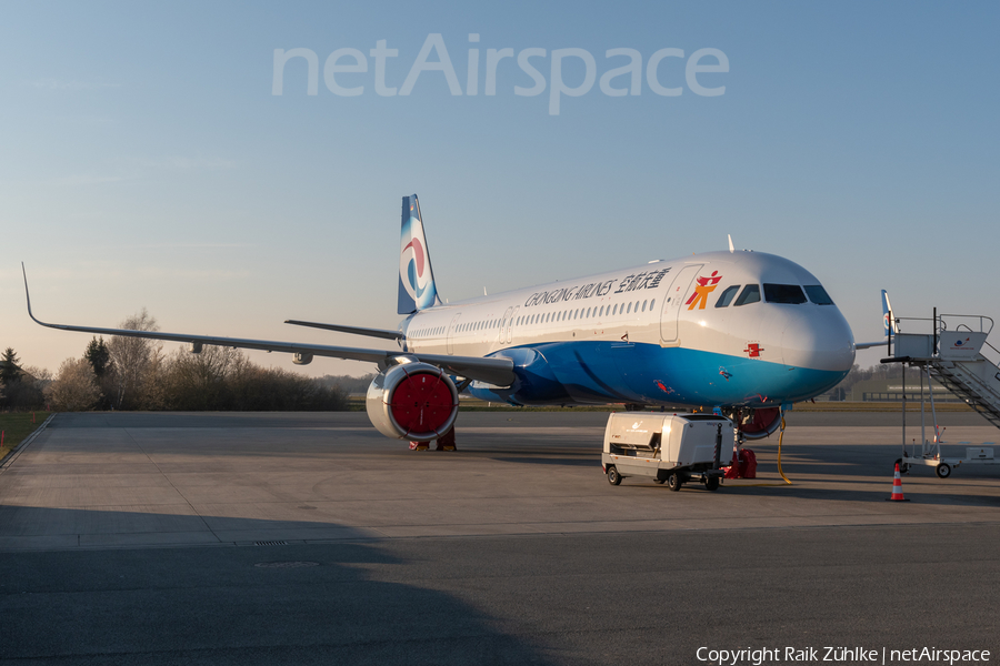 Chongqing Airlines Airbus A321-253NX (D-AVYM) | Photo 379123