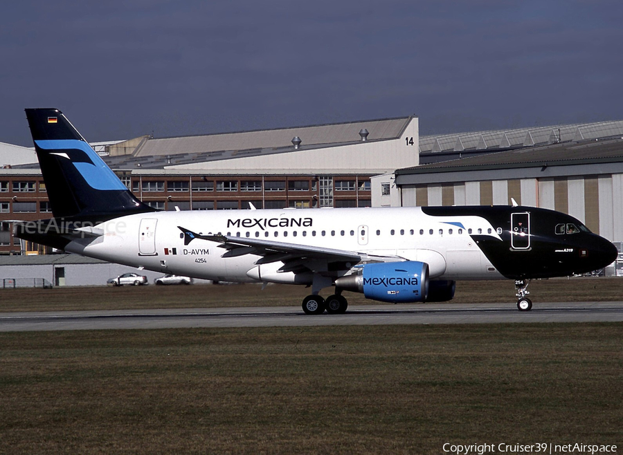 Mexicana Airbus A319-112 (D-AVYM) | Photo 567066