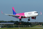 Wizz Air Airbus A321-231 (D-AVYO) at  Hamburg - Finkenwerder, Germany