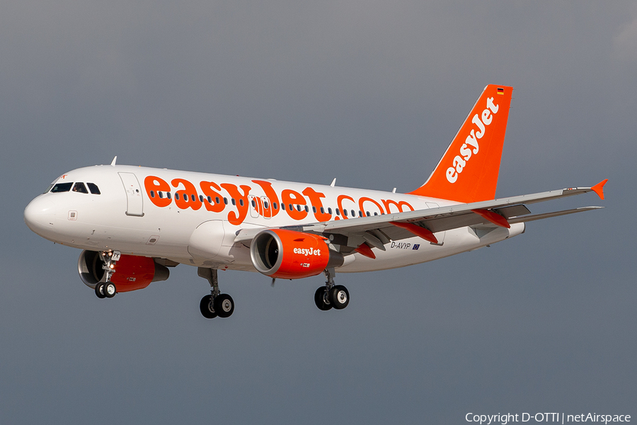 easyJet Airbus A319-111 (D-AVYP) | Photo 278116