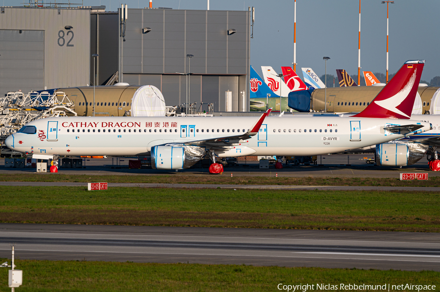 Cathay Dragon Airbus A321-251NX (D-AVYR) | Photo 382881