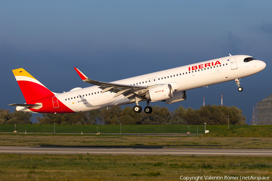 Iberia Airbus A321-253NY (D-AVYR) | Photo 652462
