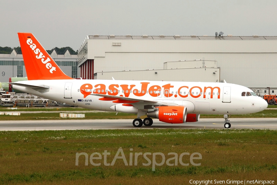 easyJet Airbus A319-111 (D-AVYR) | Photo 23976