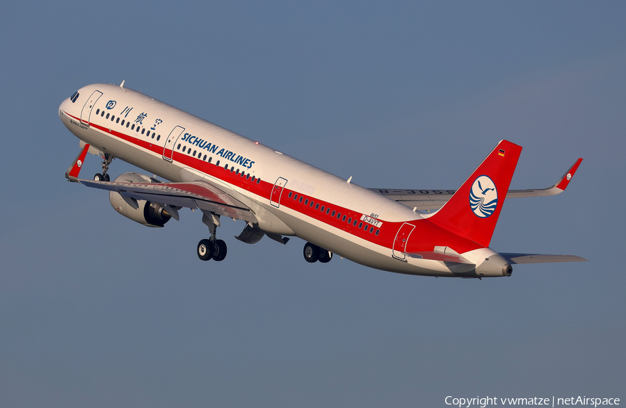 Sichuan Airlines Airbus A321-271N (D-AVYT) | Photo 298258