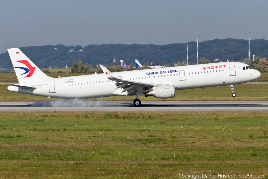 China Eastern Airlines Airbus A321-211 (D-AVYX) | Photo 489479