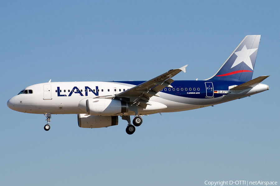 LAN Airlines Airbus A319-132 (D-AVYX) | Photo 163010