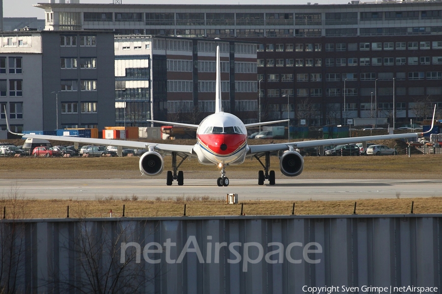 China Eastern Airlines Airbus A321-231 (D-AVZA) | Photo 40844