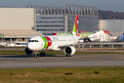 TAP Air Portugal Airbus A321-251NX (D-AVZA) at  Hamburg - Finkenwerder, Germany