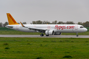 Pegasus Airlines Airbus A321-251NX (D-AVZC) at  Hamburg - Finkenwerder, Germany