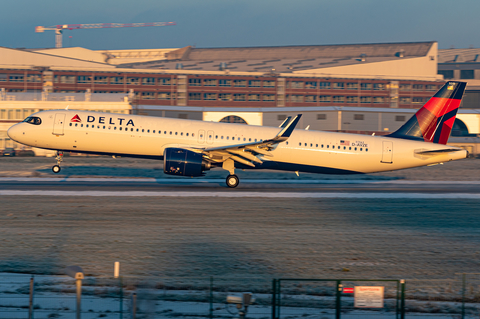 Delta Air Lines Airbus A321-271NX (D-AVZE) at  Hamburg - Finkenwerder, Germany