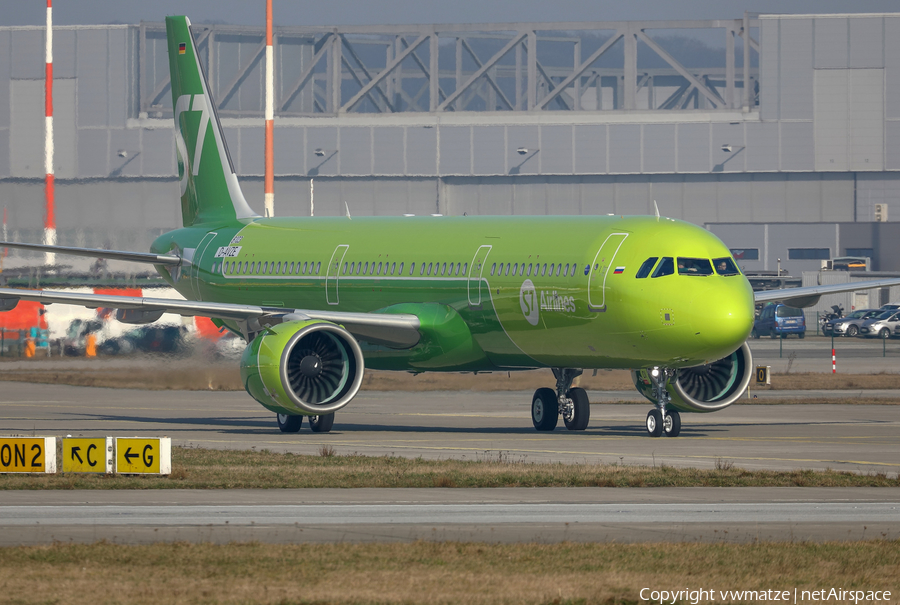 S7 Airlines Airbus A321-271N (D-AVZE) | Photo 298263