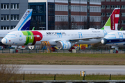 TAP Air Portugal Airbus A321-251NX (D-AVZH) at  Hamburg - Finkenwerder, Germany