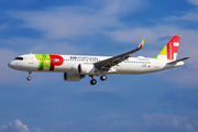 TAP Air Portugal Airbus A321-251NX (D-AVZH) at  Hamburg - Finkenwerder, Germany