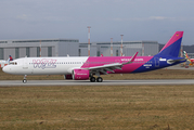 Wizz Air Airbus A321-271NX (D-AVZH) at  Hamburg - Finkenwerder, Germany