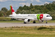 TAP Air Portugal Airbus A321-251NX (D-AVZM) at  Hamburg - Finkenwerder, Germany