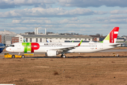 TAP Air Portugal Airbus A321-251NX (D-AVZM) at  Hamburg - Finkenwerder, Germany