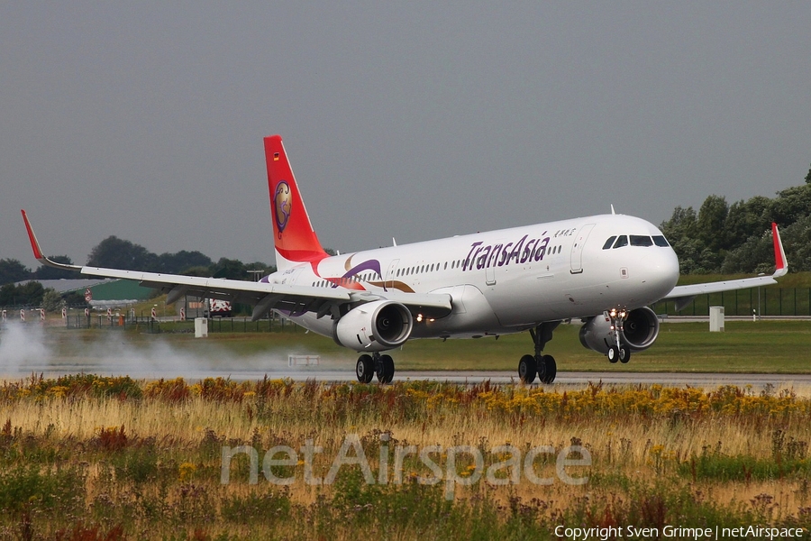 TransAsia Airways Airbus A321-231 (D-AVZM) | Photo 80531
