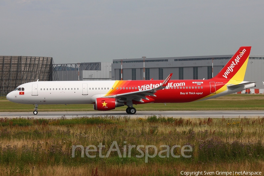 VietJet Air Airbus A321-211 (D-AVZO) | Photo 80359