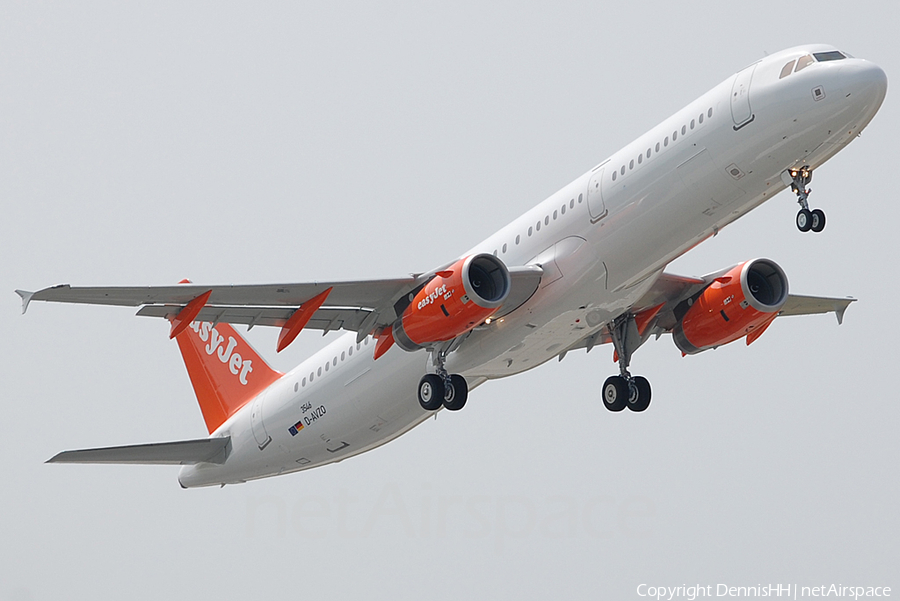 easyJet Airbus A321-231 (D-AVZO) | Photo 398281