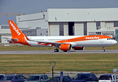 easyJet Airbus A321-251NX (D-AVZO) at  Hamburg - Finkenwerder, Germany