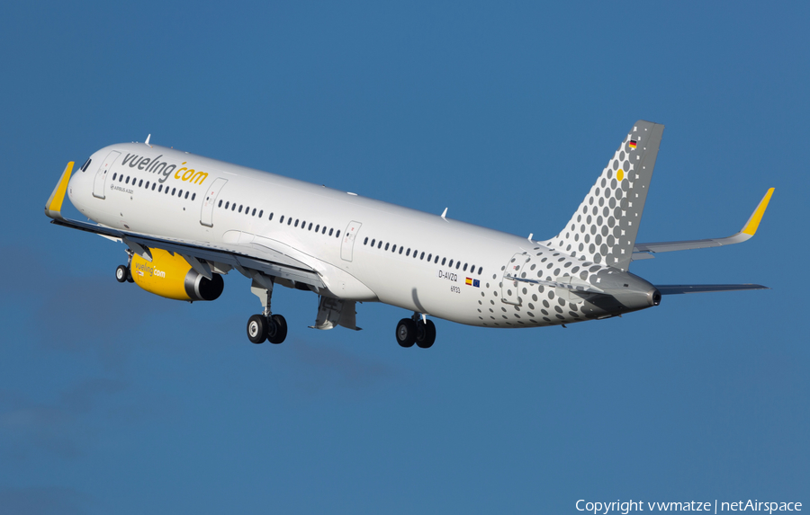 Vueling Airbus A321-231 (D-AVZQ) | Photo 293665