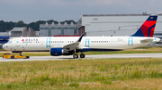 Delta Air Lines Airbus A321-211 (D-AVZR) at  Hamburg - Finkenwerder, Germany