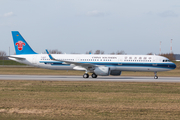 China Southern Airlines Airbus A321-211 (D-AVZS) at  Hamburg - Finkenwerder, Germany