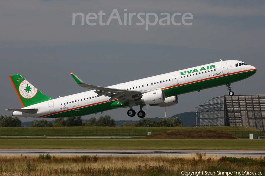 EVA Air Airbus A321-211 (D-AVZS) | Photo 80536