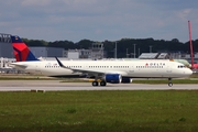 Delta Air Lines Airbus A321-211 (D-AVZT) at  Hamburg - Finkenwerder, Germany
