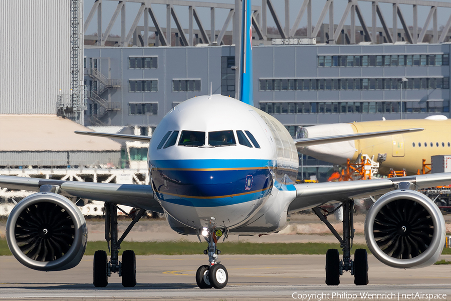 China Southern Airlines Airbus A321-253N (D-AVZV) | Photo 328220