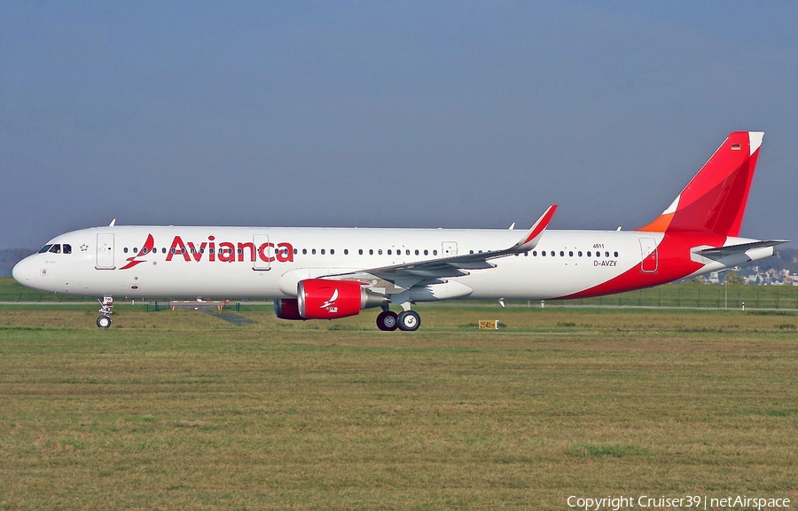 Avianca Airbus A321-211 (D-AVZY) | Photo 137149