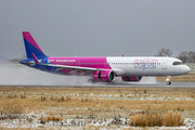 Wizz Air Airbus A321-271NX (D-AVZY) at  Hamburg - Finkenwerder, Germany