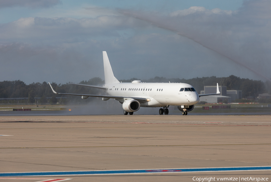 Air Hamburg Embraer Lineage 1000 (ERJ-190-100 ECJ) (D-AWOW) | Photo 454459