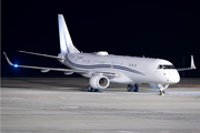 VistaJet Embraer Lineage 1000 (ERJ-190-100 ECJ) (D-AWOW) at  Tenerife Sur - Reina Sofia, Spain